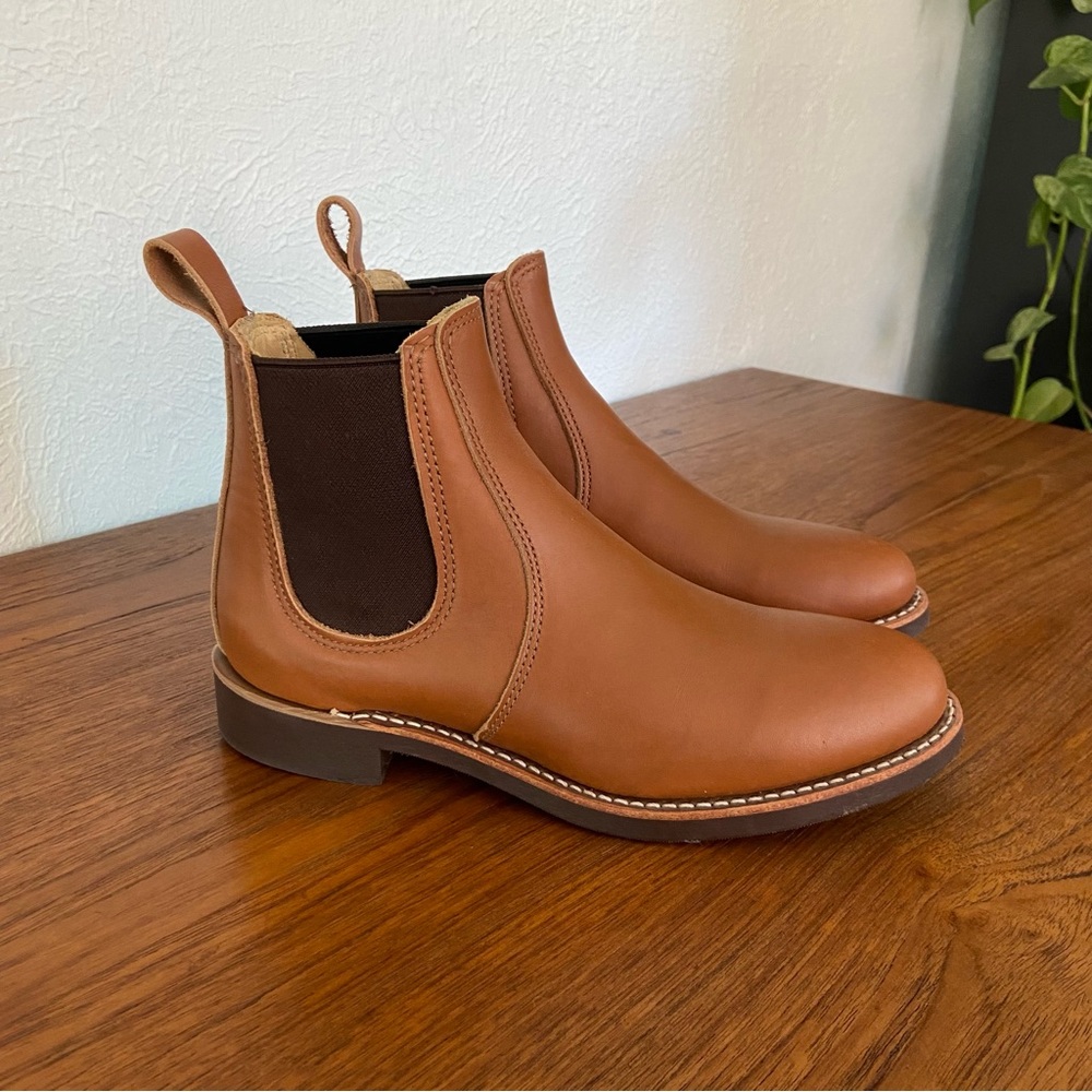6-Inch Chelsea Boot [Like New]